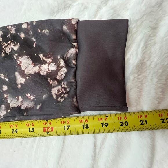 Harry Potter "It's MimOsa not MimosA" Hermione Quote Dyed Graphic Hoodie Size M - Picture 7 of 9